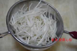肉皮炒豆芽的做法