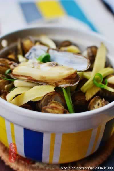 �Ͼ����ɵ�����