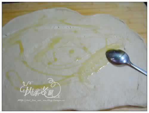 薏仁肉松面包的做法