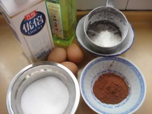 可可蛋糕卷的做法