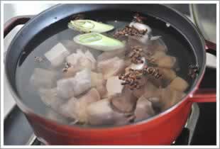 ����ѩ�̺����������