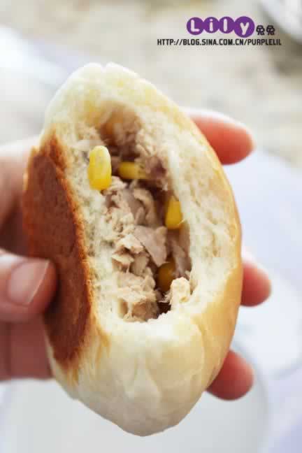 洋葱金枪鱼餐包的做法