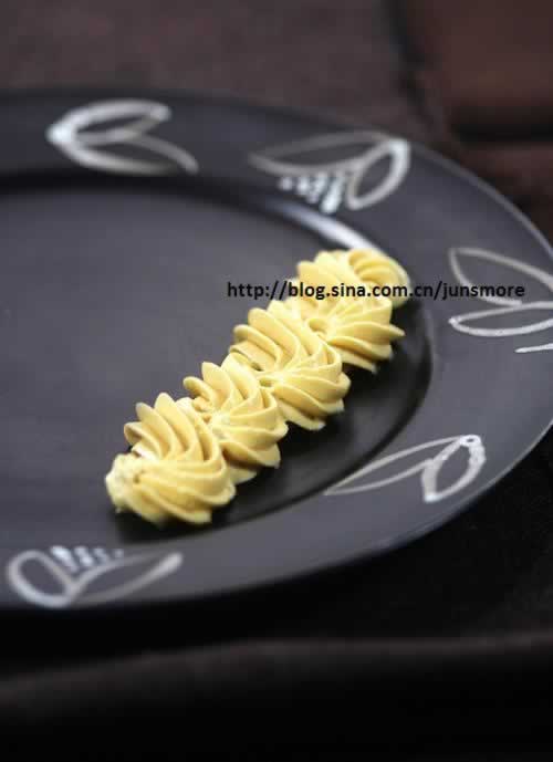 焦糖奶油霜的做法