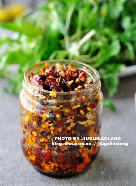 花生牛肉辣椒碎的做法