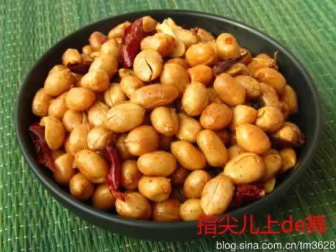麻辣花生的做法