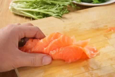 挪威三文鱼冷菜盘的做法