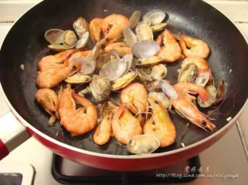 西班牙海鲜烩饭的做法