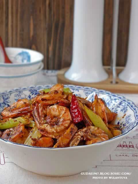 香辣干锅虾的做法