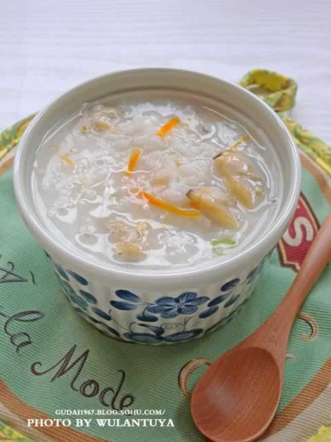 ���۴����������