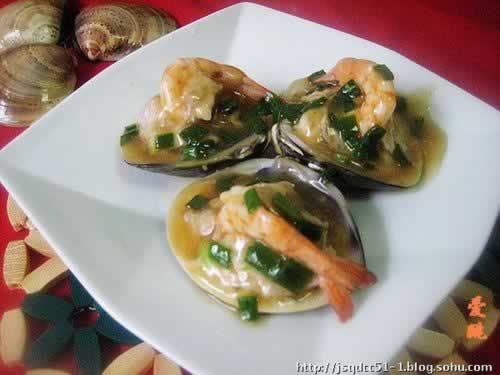 ��ϺǶ�ĸ������