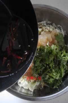 ˬ�ຣ�ذײ��ĵ�����