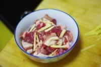 姜丝鸭肉粥的做法