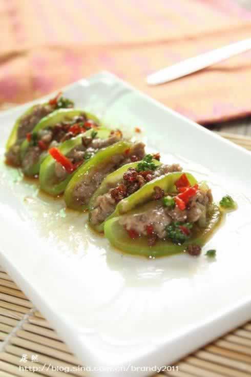 �ܲ�ţ��е�����