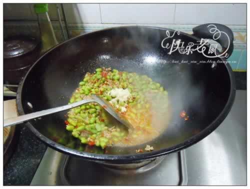 ��ĭ���ඹ�׵�����