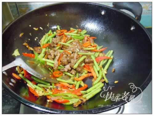 牛肉炒豆角的做法