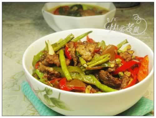 牛肉炒豆角的做法