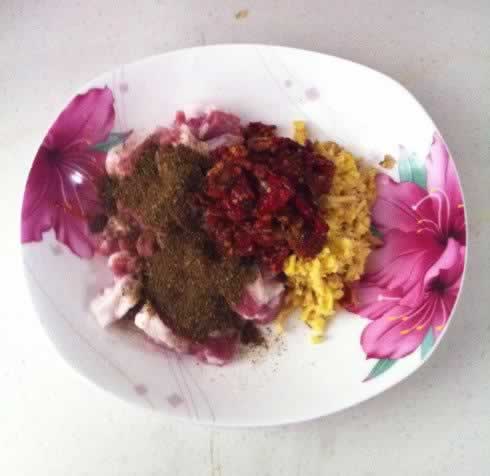 圆笼芋头蒸肉的做法