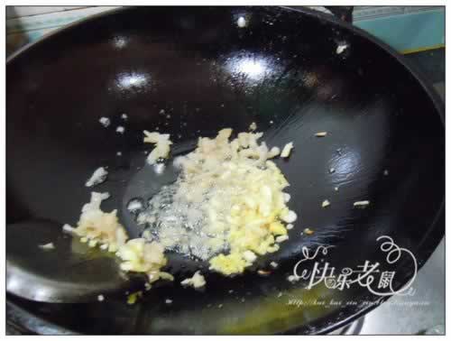 剁椒炒肉皮的做法