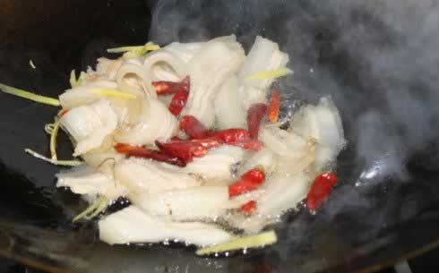 青蒜芽菜回锅肉的做法