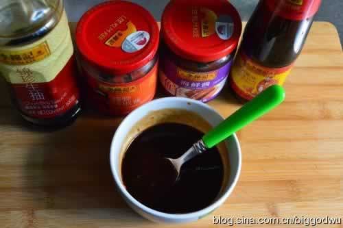 特色年糕炒面的做法