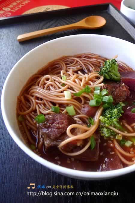 ���ͷ���Źǵ�����