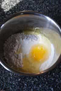 �ں���������������������