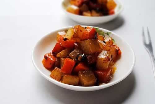 豆豉萝卜丁的做法