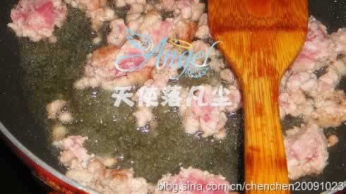 笑脸南瓜炸酱面的做法