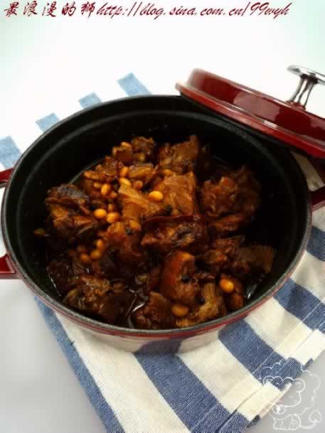 秘制黄豆炖排骨的做法