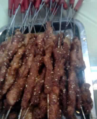 ���ӣ��Цӭ�� �Ա�����ܱߵ���ʳ