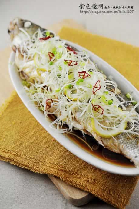 柠香鲈鱼的做法