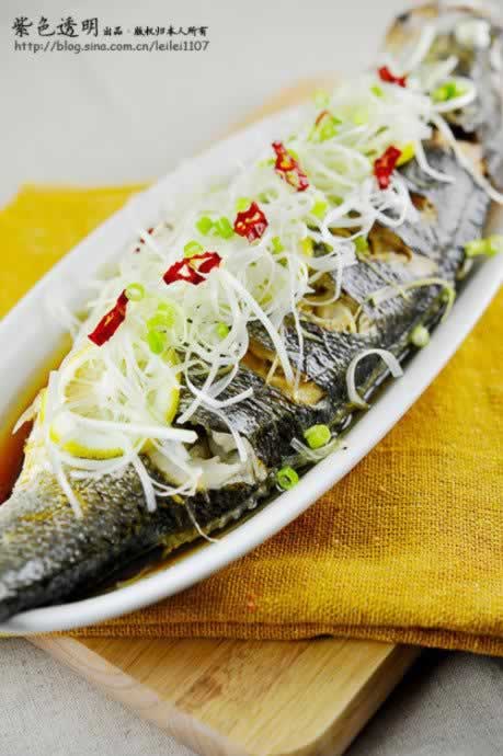 柠香鲈鱼的做法