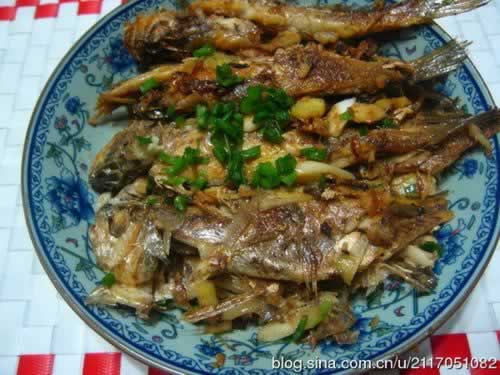 鲜美完整的红烧小黄鱼的做法