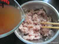 ��ɫ����ˮ�ȵ�����