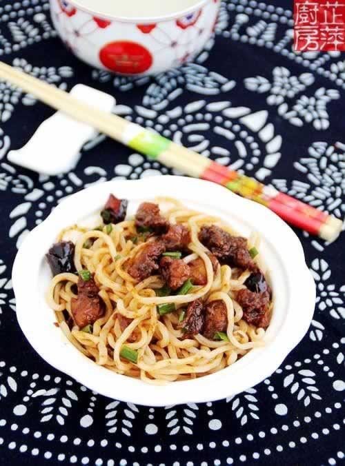 �Ĵ������������