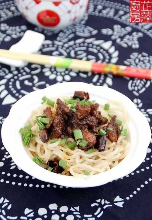 �Ĵ������������