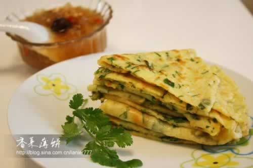 香菜鸡蛋薄饼的做法