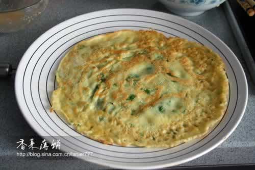 香菜鸡蛋薄饼的做法