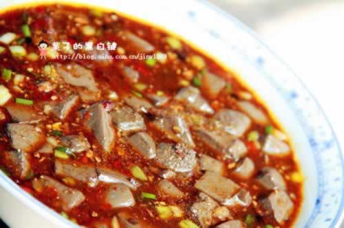 酸辣鱼香鸭血的做法
