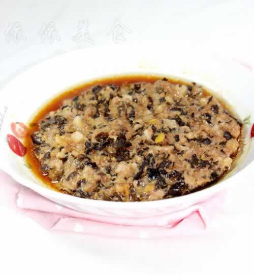 黑木耳蒸肉饼的做法