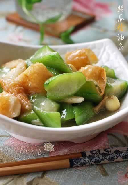 丝瓜烩油条的做法