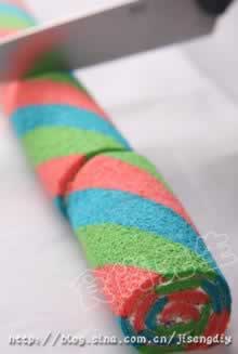 彩虹蛋糕卷的做法