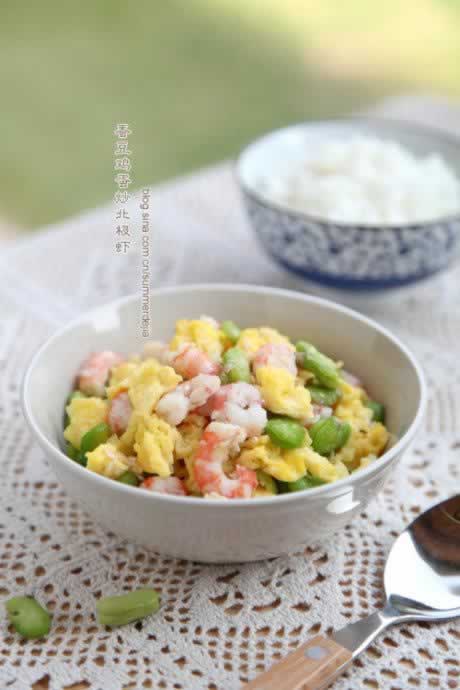 蚕豆鸡蛋炒北极虾的做法,怎么做,如何做,图解详细步骤的做法