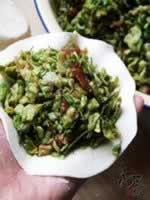 槐花包子的做法