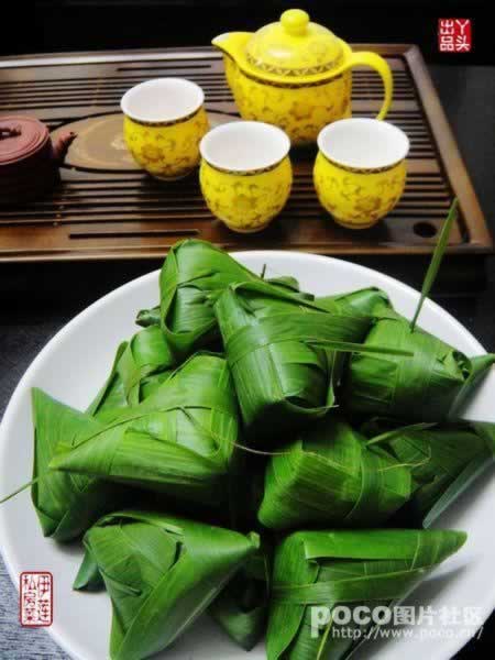 鲜肉粽和蛋黄粽的做法