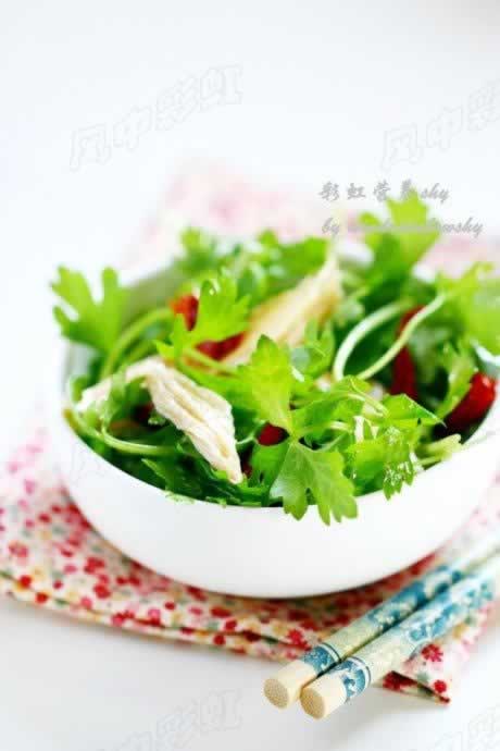 芹菜苗拌腐竹的做法