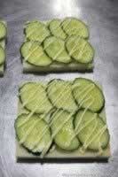 鸡蛋三明治、鸡肉三明治、牛肉三明治、芝士蔬菜三明治的做法