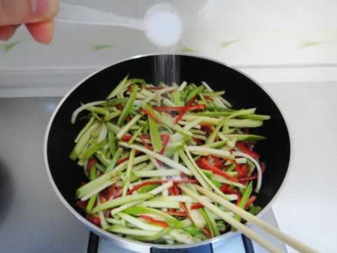 �콷���ӵ�����