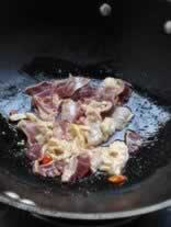 酸笋炒鸡胗的做法