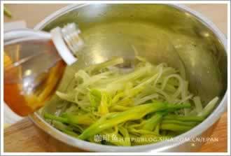 ���׻ƻ��˵�����